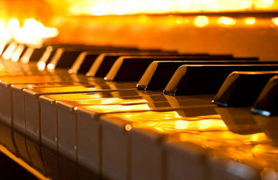 piano keys photo